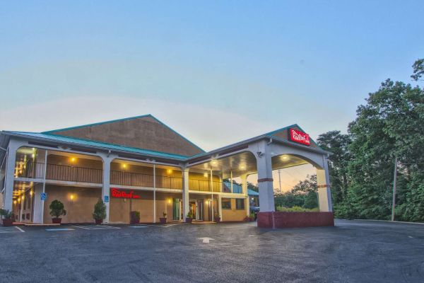 Hotel Red Roof Crossville (Woodlawn)